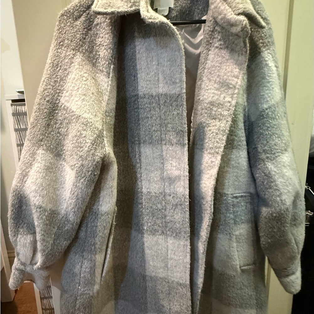 H&M Gray Teddy Jacket Cozy Oversized Design